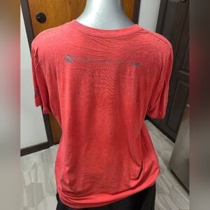 Heisman - Nissan Logo Red Graphic T-shirt - XL